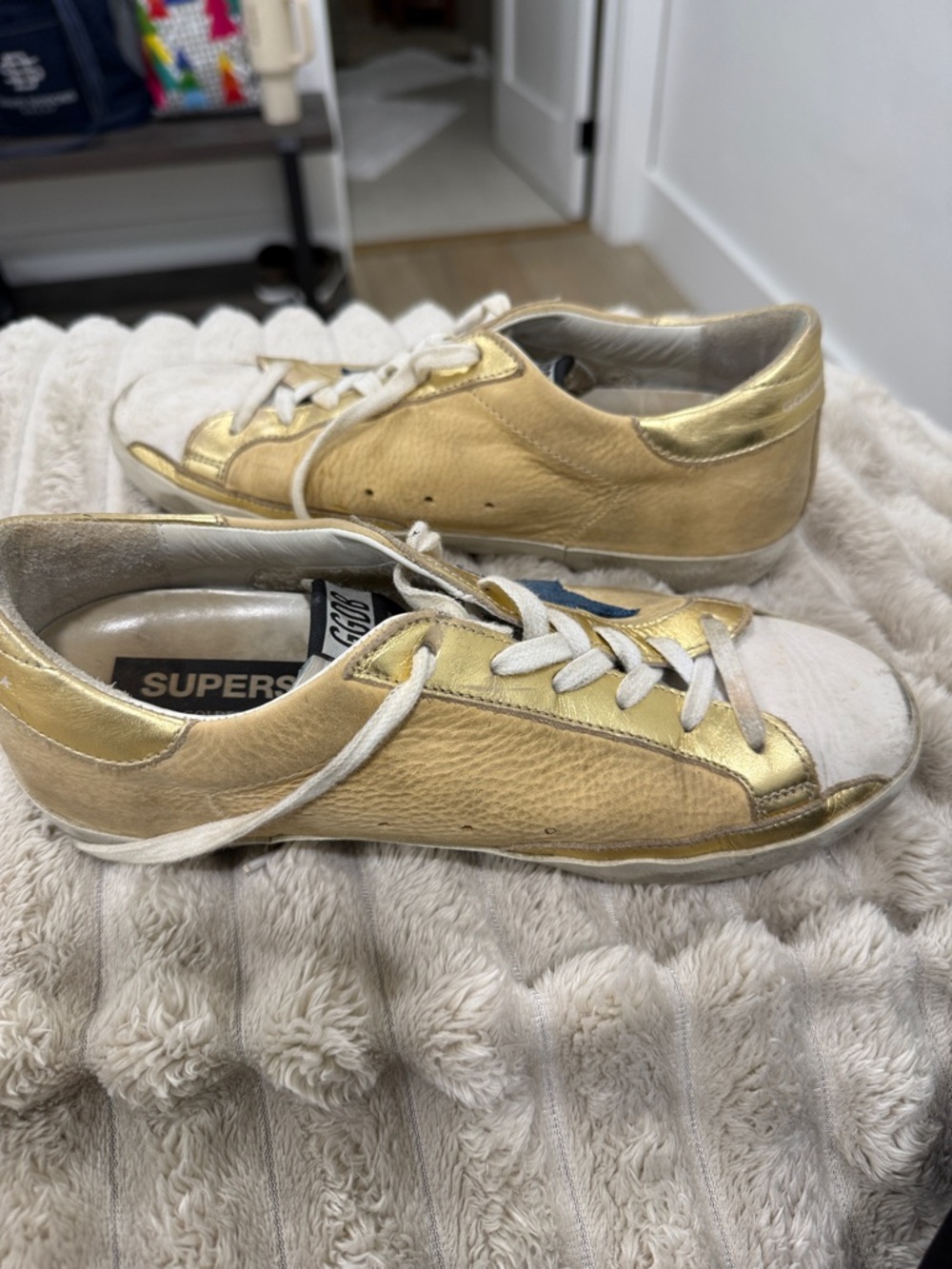 Golden Goose Gold Leather Sneakers with Blue Star - Picture 2 of 7